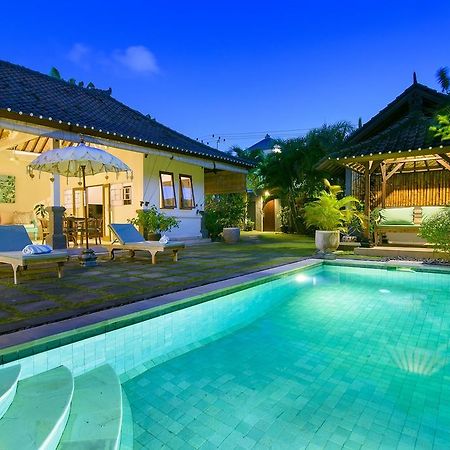 Villa Te Kawau Seminyak Zewnętrze zdjęcie